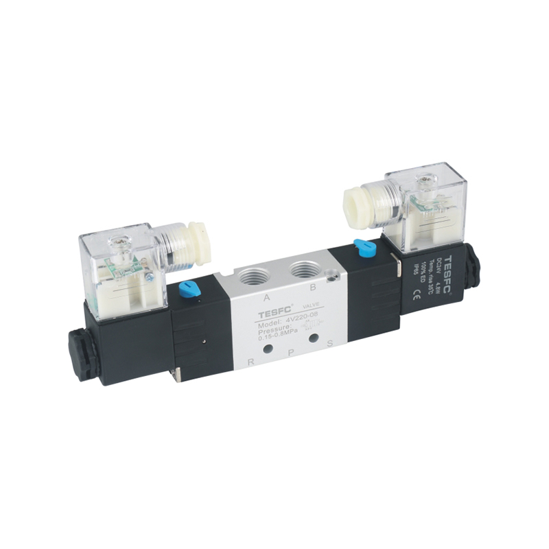 Válvula solenoide neumática de 4 V y 5 vías con conector de bobina